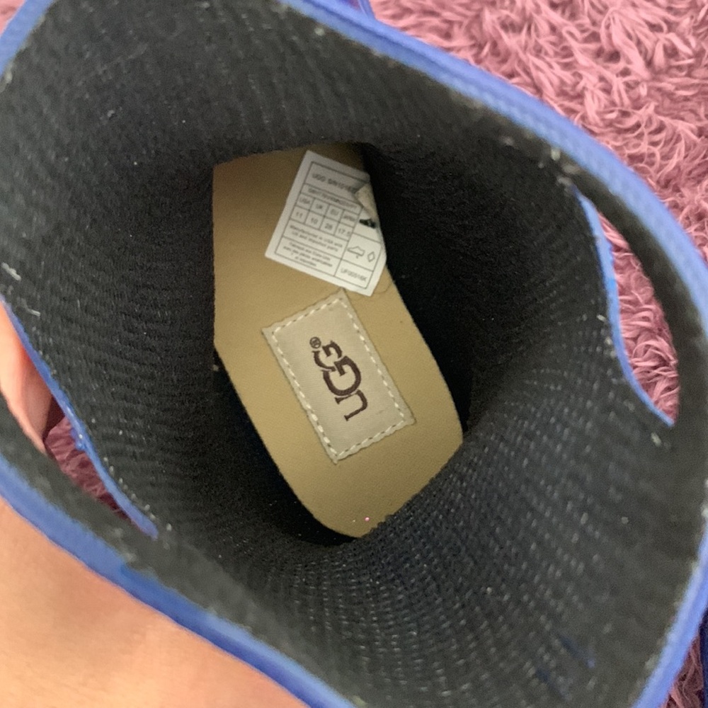 UGG rain boots - Picture 5 of 6